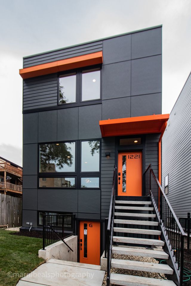 1221 E Marquette Road