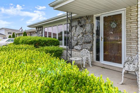 Tiny photo for 7561 Ponderosa Court, Orland Park, IL 60462 (MLS # 12691218)