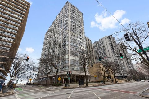 Photo of 5757 N Sheridan Road #3e, Chicago, IL 60660 (MLS # 12553065)