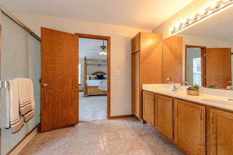 Tiny photo for 330 Greenview Lane, Lake Villa, IL 60046 (MLS # 12417673)