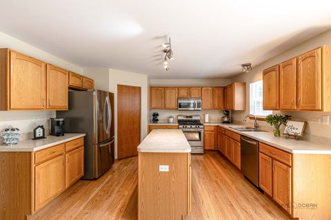 Tiny photo for 330 Greenview Lane, Lake Villa, IL 60046 (MLS # 12417673)