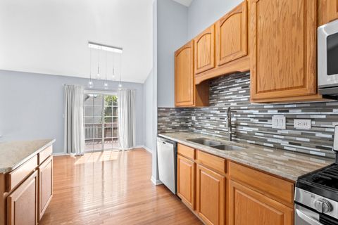 Tiny photo for 151 Fountain Grass Circle, Bartlett, IL 60103 (MLS # 12452308)