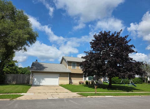 Photo of 430 Gillings Drive, Gurnee, IL 60031 (MLS # 12727393)