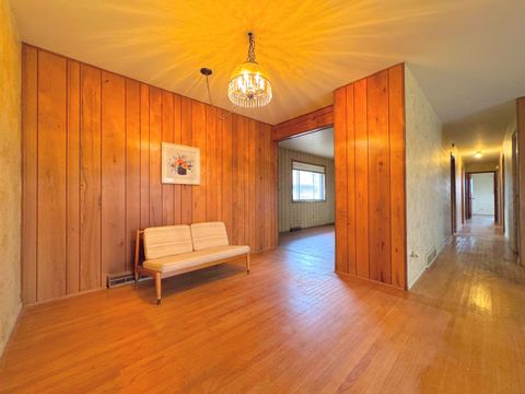 Tiny photo for 761 Marshall Drive, Des Plaines, IL 60016 (MLS # 12499482)