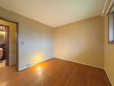 Tiny photo for 761 Marshall Drive, Des Plaines, IL 60016 (MLS # 12499482)