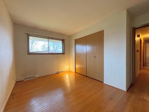 Tiny photo for 761 Marshall Drive, Des Plaines, IL 60016 (MLS # 12499482)