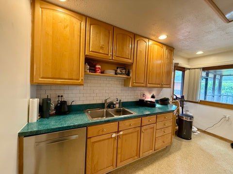 Tiny photo for 402 S Na Wa Ta Avenue, Mount Prospect, IL 60056 (MLS # 12760759)