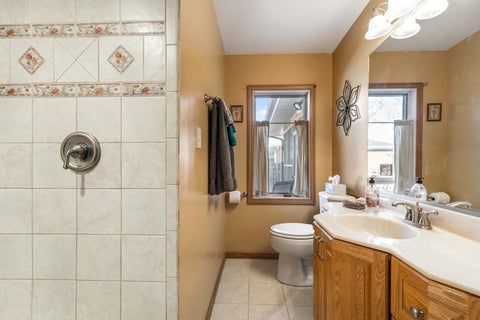 Tiny photo for 402 S Na Wa Ta Avenue, Mount Prospect, IL 60056 (MLS # 12760759)
