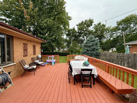 Tiny photo for 402 S Na Wa Ta Avenue, Mount Prospect, IL 60056 (MLS # 12760759)