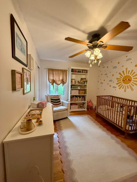 Tiny photo for 402 S Na Wa Ta Avenue, Mount Prospect, IL 60056 (MLS # 12760759)