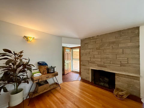 Tiny photo for 402 S Na Wa Ta Avenue, Mount Prospect, IL 60056 (MLS # 12760759)