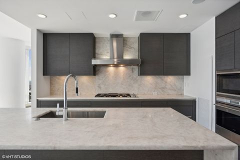 Tiny photo for 401 N Wabash Avenue #69E, Chicago, IL 60611 (MLS # 12437307)