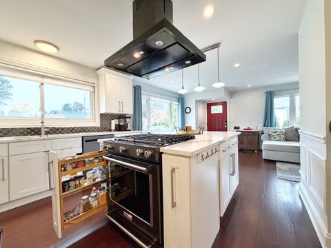 Tiny photo for 311 S Main Street, Mount Prospect, IL 60056 (MLS # 12501371)