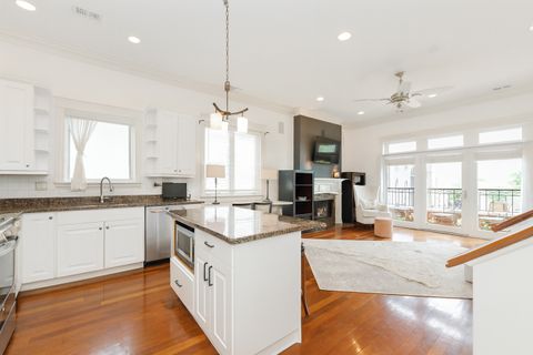 Tiny photo for 3806 N Ashland Avenue #3N, Chicago, IL 60613 (MLS # 12477439)