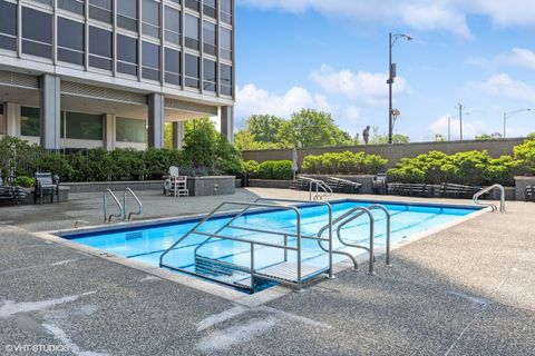 Tiny photo for 330 W Diversey Parkway #2108, Chicago, IL 60657 (MLS # 12523138)