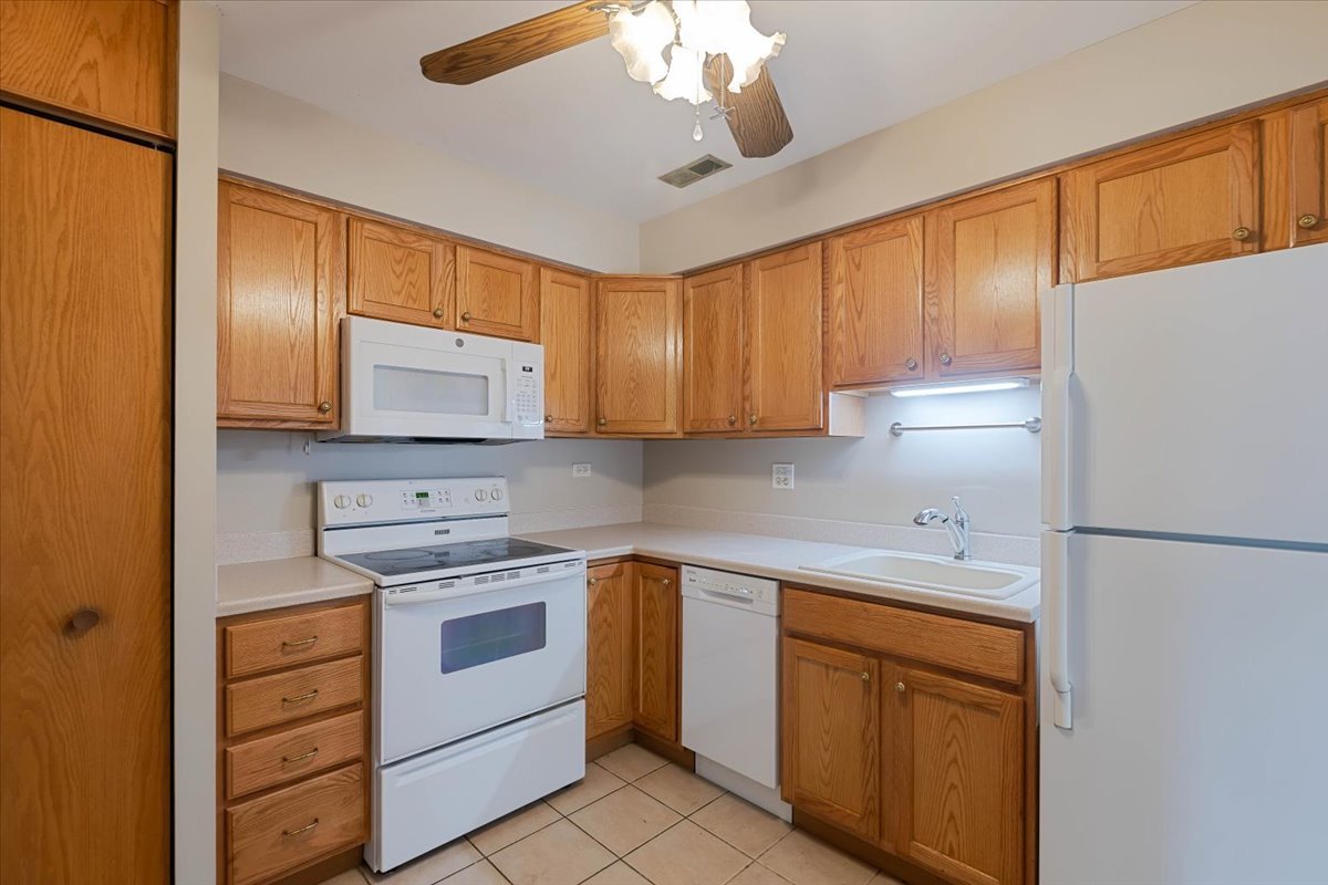 434 Clinton Place 306