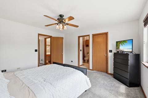 Tiny photo for 2054 Winding Lakes Drive, Plainfield, IL 60586 (MLS # 12685378)