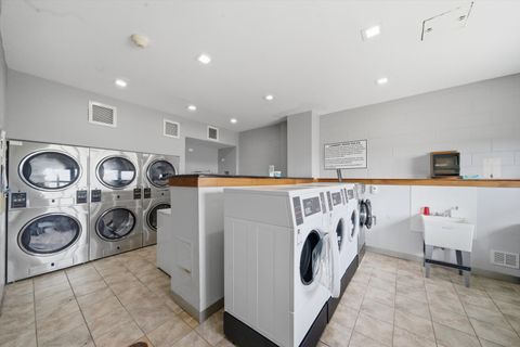 Tiny photo for 6325 N Sheridan Road #1808, Chicago, IL 60660 (MLS # 12615786)