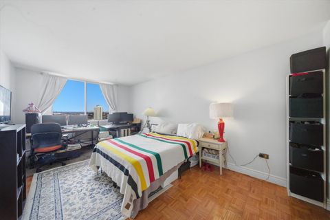 Tiny photo for 6325 N Sheridan Road #1808, Chicago, IL 60660 (MLS # 12615786)