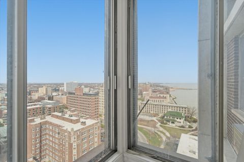 Tiny photo for 6325 N Sheridan Road #1808, Chicago, IL 60660 (MLS # 12615786)