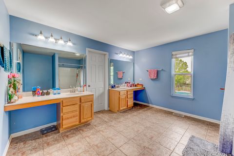 Tiny photo for 1715 Ivy Lane, Montgomery, IL 60538 (MLS # 12478761)