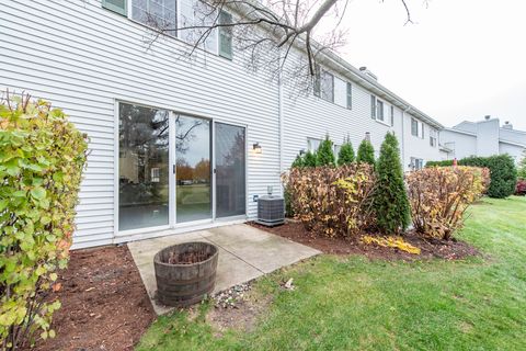 Tiny photo for 17826 W Salisbury Drive, Gurnee, IL 60031 (MLS # 12510748)