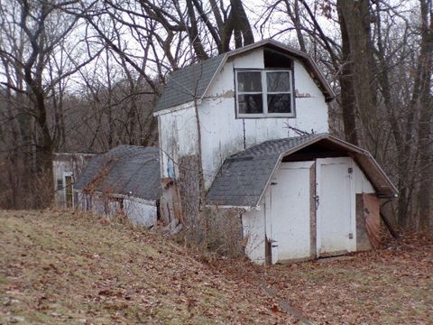 Tiny photo for 26 Blue Grass Court, Davenport, IA 52802 (MLS # 100000152)