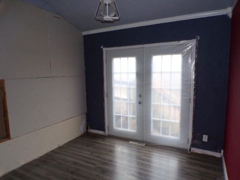 Tiny photo for 26 Blue Grass Court, Davenport, IA 52802 (MLS # 100000152)