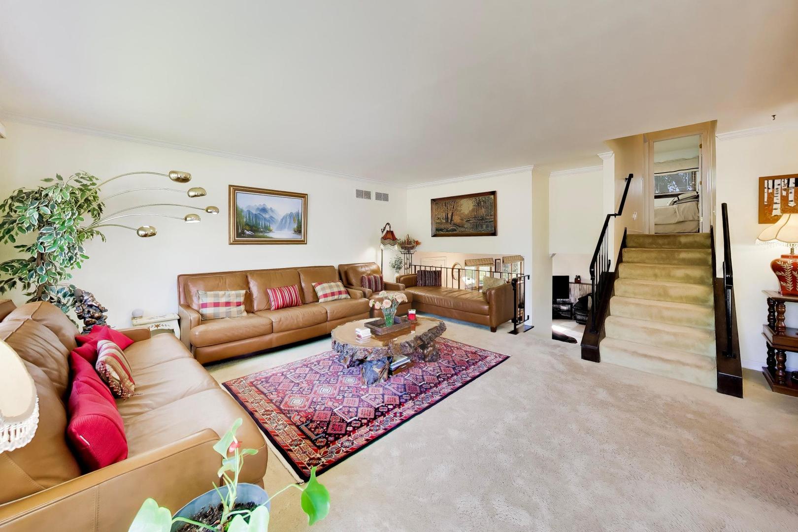 1009 Beverly Court