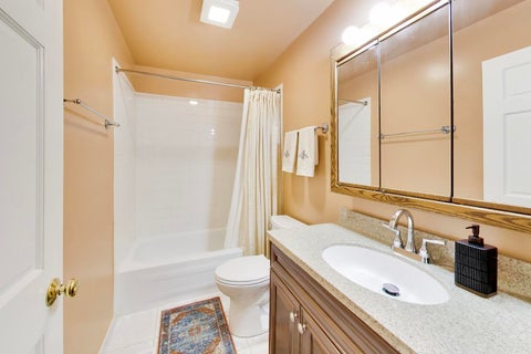 Tiny photo for 1009 Beverly Court, Lombard, IL 60148 (MLS # 12755637)