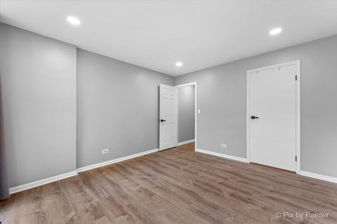 Tiny photo for 5820 Oakwood Drive #1a, Lisle, IL 60532 (MLS # 12519011)