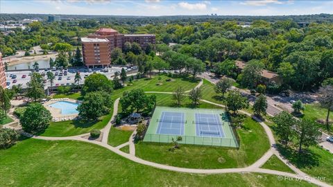 Tiny photo for 5820 Oakwood Drive #1a, Lisle, IL 60532 (MLS # 12519011)