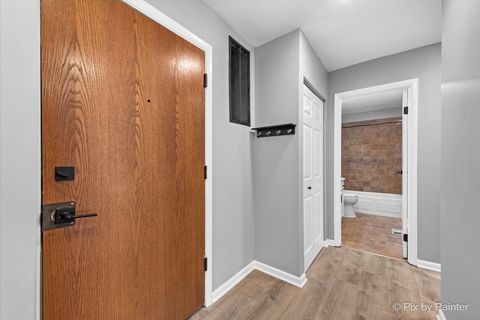 Tiny photo for 5820 Oakwood Drive #1a, Lisle, IL 60532 (MLS # 12519011)