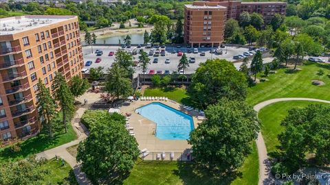 Tiny photo for 5820 Oakwood Drive #1a, Lisle, IL 60532 (MLS # 12519011)