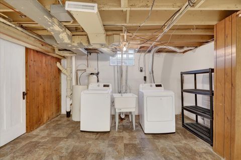 Tiny photo for 422 N Gardiner Avenue, Rockford, IL 61107 (MLS # 12546114)