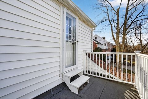 Tiny photo for 422 N Gardiner Avenue, Rockford, IL 61107 (MLS # 12546114)