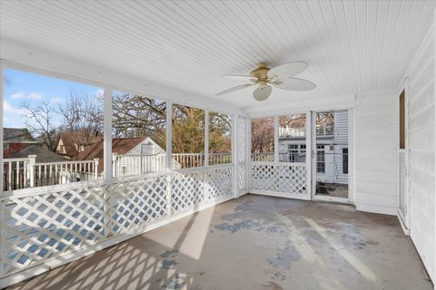 Tiny photo for 422 N Gardiner Avenue, Rockford, IL 61107 (MLS # 12546114)
