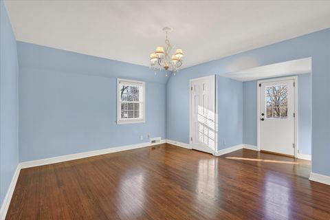 Tiny photo for 422 N Gardiner Avenue, Rockford, IL 61107 (MLS # 12546114)