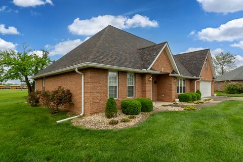 Tiny photo for 1705 Josephine Lane, Marion, IL 62959 (MLS # 12615129)