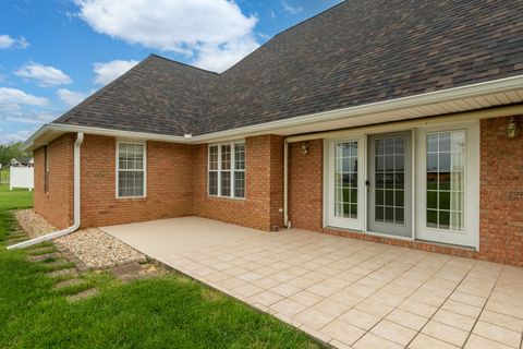Tiny photo for 1705 Josephine Lane, Marion, IL 62959 (MLS # 12615129)