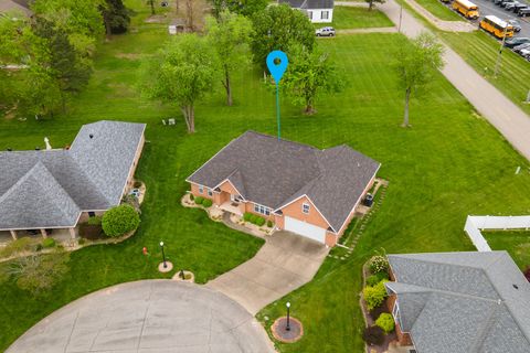 Tiny photo for 1705 Josephine Lane, Marion, IL 62959 (MLS # 12615129)