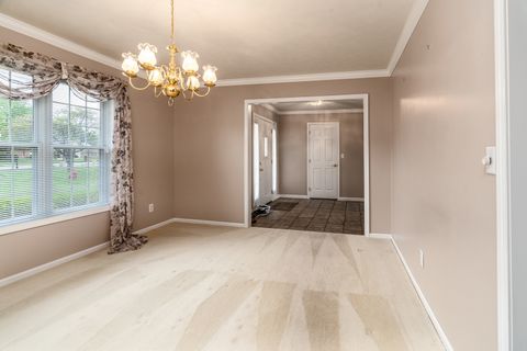 Tiny photo for 1705 Josephine Lane, Marion, IL 62959 (MLS # 12615129)