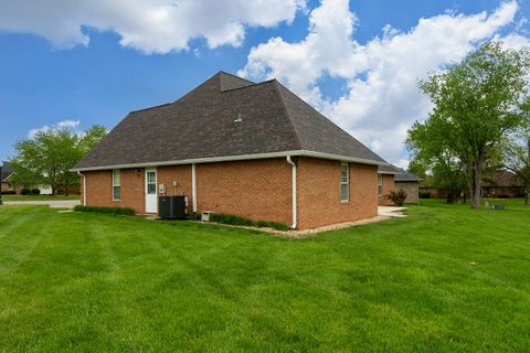 Tiny photo for 1705 Josephine Lane, Marion, IL 62959 (MLS # 12615129)