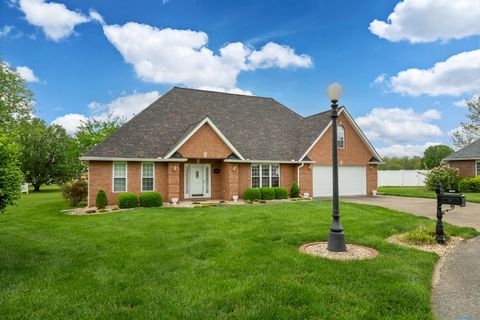 Tiny photo for 1705 Josephine Lane, Marion, IL 62959 (MLS # 12615129)