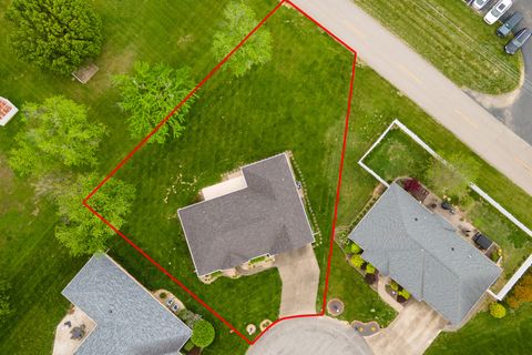 Tiny photo for 1705 Josephine Lane, Marion, IL 62959 (MLS # 12615129)