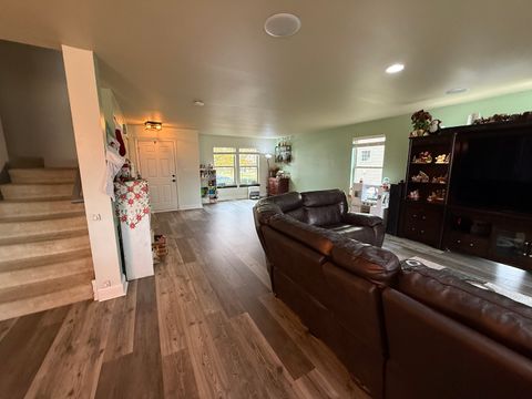 Tiny photo for 806 Treesdale Way, Joliet, IL 60431 (MLS # 12520881)