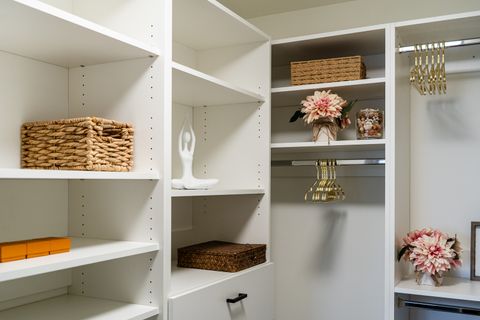 Tiny photo for 805 S Tures Lane, Des Plaines, IL 60018 (MLS # 12471498)