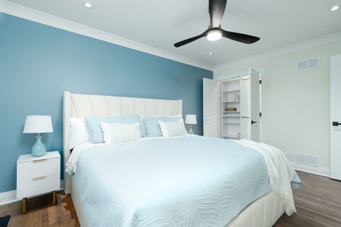 Tiny photo for 805 S Tures Lane, Des Plaines, IL 60018 (MLS # 12471498)