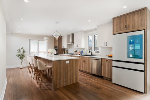 Tiny photo for 805 S Tures Lane, Des Plaines, IL 60018 (MLS # 12471498)