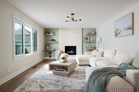 Tiny photo for 805 S Tures Lane, Des Plaines, IL 60018 (MLS # 12471498)